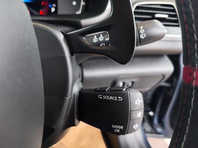 メガーヌ ルノー スポール シートヒーター アダプティブクルコン ブレンボブレーキ 四輪操舵 AppleCarPlay/AndroidAuto対応 ディスプレイオーディオ 前後ソナー(17枚目)
