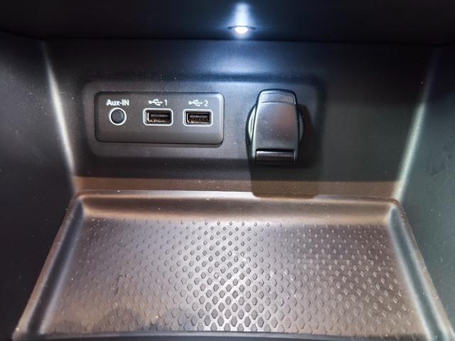 メガーヌ ルノー スポール シートヒーター アダプティブクルコン ブレンボブレーキ 四輪操舵 AppleCarPlay/AndroidAuto対応 ディスプレイオーディオ 前後ソナー(23枚目)