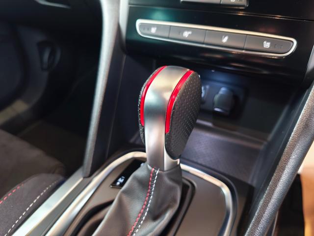 メガーヌ ルノー スポール シートヒーター アダプティブクルコン ブレンボブレーキ 四輪操舵 AppleCarPlay/AndroidAuto対応 ディスプレイオーディオ 前後ソナー(24枚目)