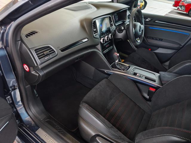 メガーヌ ルノー スポール シートヒーター アダプティブクルコン ブレンボブレーキ 四輪操舵 AppleCarPlay/AndroidAuto対応 ディスプレイオーディオ 前後ソナー(29枚目)