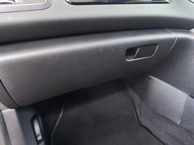 メガーヌ ルノー スポール シートヒーター アダプティブクルコン ブレンボブレーキ 四輪操舵 AppleCarPlay/AndroidAuto対応 ディスプレイオーディオ 前後ソナー(33枚目)