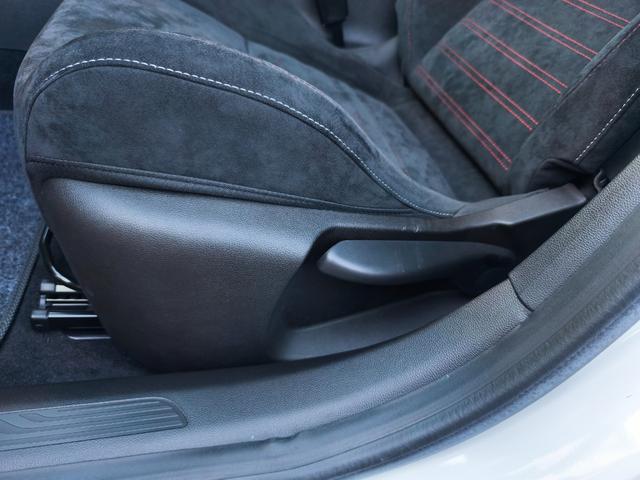 メガーヌ ルノー スポール トロフィー MT 純正レカロシート ブレンボブレーキ AppleCarplay Bluetooth LEDヘッドライト バックカメラ アダプティブクルーズコントロール 純正19インチアルミ(31枚目)