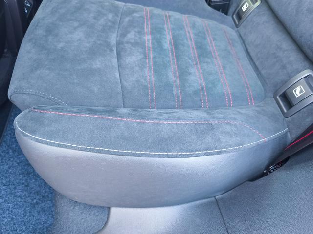 メガーヌ ルノー スポール トロフィー MT 純正レカロシート ブレンボブレーキ AppleCarplay Bluetooth LEDヘッドライト バックカメラ アダプティブクルーズコントロール 純正19インチアルミ(37枚目)