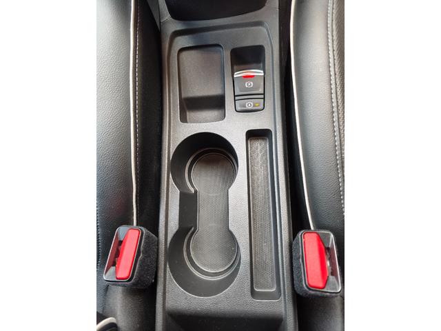 ルーテシア インテンス　テックパック　ＢＯＳＥスピーカー　３６０°カメラ　シートヒーター　ステアリングヒーター　アダプティブクルーズコントロール　衝突軽減ブレーキ　リアカメラ　Ｃａｒｐｌａｙ　ＥＴＣ　クリアランスソナー　ＬＥＤヘッドライト（18枚目）