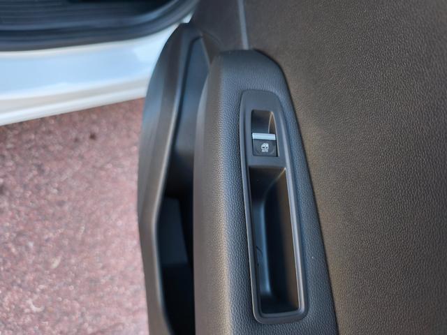 キャプチャー テクノ マイルドハイブリッド アダプティブクルーズコントロール 電動パーキングブレーキ ブレーキホールド ディスプレイオーディオ 衝突被害軽減ブレーキ(33枚目)