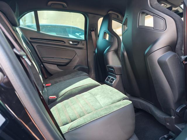 メガーヌ Ｒ．Ｓ．ウルティム　ＭＴ　バックカメラ　クリアランスソナー　クルーズコントロール　ＬＥＤヘッドランプ　スマートキー　アイドリングストップ　電動格納ミラー（38枚目）