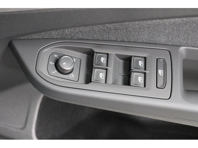 ゴルフ TDIアクティブアドバンス Golf TDI Active advance 認定中古車 トラベルアシスト IQライト アンビエントライト ヘッドアップディスプレイ バックカメラ ETC 純正ナビ TV Bluetooth機能(14枚目)