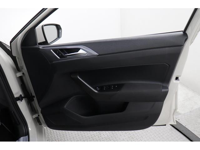 ポロ ＴＳＩスタイル　Ｖｏｌｋｓｗａｇｅｎ　Ｐｏｌｏ　ＴＳＩ　ＳＴＹＬＥ　アスコットグレー　令和４年　認定中古車　純正ナビディスカバープロ　デジタルメーター　Ｂｌｕｅｔｏｏｔｈ接続可能　ＥＴＣ２．０搭載（13枚目）