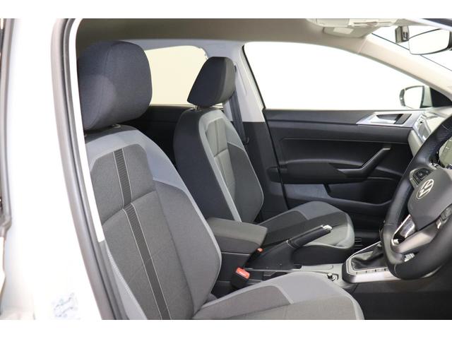 ポロ ＴＳＩスタイル　Ｖｏｌｋｓｗａｇｅｎ　Ｐｏｌｏ　ＴＳＩ　ＳＴＹＬＥ　アスコットグレー　令和４年　認定中古車　純正ナビディスカバープロ　デジタルメーター　Ｂｌｕｅｔｏｏｔｈ接続可能　ＥＴＣ２．０搭載（16枚目）