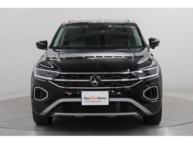 Ｔ－ロック ＴＳＩ　スタイル　Ｔ－ＲＯＣ　ＴＳＩ　ＳＴＹＬＥ　ディープブラックメタリック　Ｖｏｌｋｓｗａｇｅｎ認定中古車　正規ディーラー　フロントアシスト　ＡＣＣ　ＥＴＣ２．０搭載　Ｂｌｕｅｔｏｏｔｈ接続可能（9枚目）