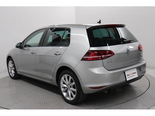 ゴルフ ＴＳＩコンフォートライン　コネクト　Ｇｏｌｆ　ＴＳＩ　Ｃｏｍｆｏｒｔｌｉｎｅ　ｃｏｎｎｅｃｔ　タングステンシルバーメタリック　認定中古車　平成２９年式　Ｂｌｕｅｔｏｏｔｈ接続可能　ＥＴＣ搭載　横滑り防止　ＡＢＳ（4枚目）
