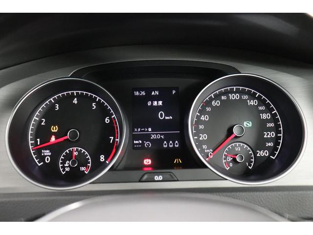 ゴルフ ＴＳＩコンフォートライン　コネクト　Ｇｏｌｆ　ＴＳＩ　Ｃｏｍｆｏｒｔｌｉｎｅ　ｃｏｎｎｅｃｔ　タングステンシルバーメタリック　認定中古車　平成２９年式　Ｂｌｕｅｔｏｏｔｈ接続可能　ＥＴＣ搭載　横滑り防止　ＡＢＳ（20枚目）