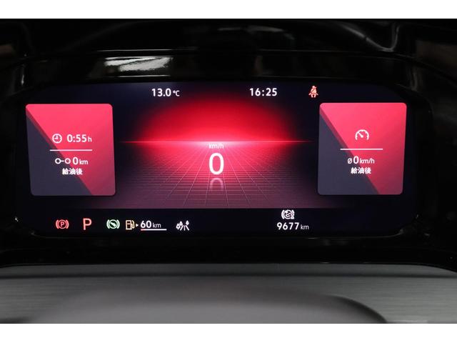 ゴルフ ｅＴＳＩスタイル　プラチナムエディション　Ｇｏｌｆ　ｅＴＳＩ　Ｓｔｙｌｅ　ｐｌａｔｉｎｕｍ　ｅｄｉｔｉｏｎ　ディープブラック　認定中古車　令和５年式　フロントアシス　ＡＣＣ　ＡＢＳ　純正ナビ　純正ホイール　ＥＴＣ２．０搭載（20枚目）