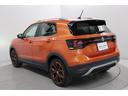 Ｔ－クロス ＴＳＩ　１ｓｔプラス　Ｔ－ＣＲＯＳＳＳ　ＴＳＩ　１ｓｔ　ｐｌｕｓ　エナジェティックオレンジ　Ｖｏｌｋｓｗａｇｅｎ認定中古車　令和２年式　ＡＣＣ　ディスカバープロ　Ｂｌｕｅｔｏｏｔｈ接続可能　ＥＴＣ２．０搭載（4枚目）