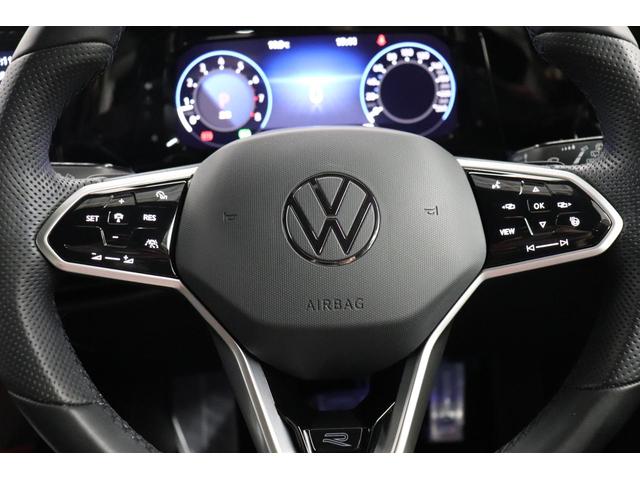 ゴルフ ｅＴＳＩ　Ｒライン　ＶＷ　Ｇｏｌｆ　ｅＴＳＩ　Ｒ－Ｌｉｎｅ　認定中古車　ＩＱヘッドライト　バックモニター　シートヒーター　ステアリングヒーター（18枚目）