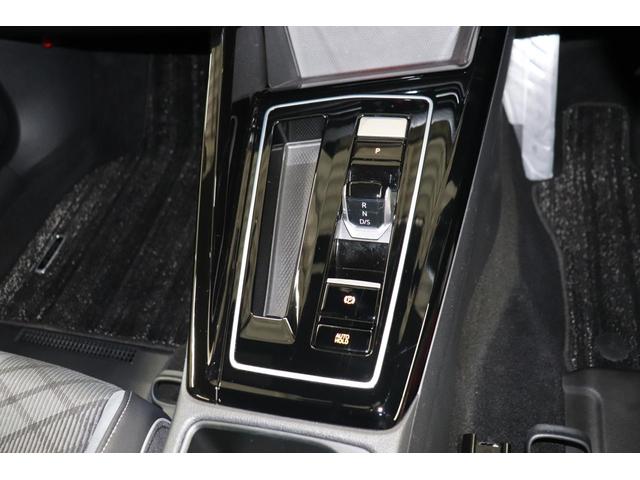 ゴルフ ｅＴＳＩ　Ｒライン　ＶＷ　Ｇｏｌｆ　ｅＴＳＩ　Ｒ－Ｌｉｎｅ　認定中古車　ＩＱヘッドライト　バックモニター　シートヒーター　ステアリングヒーター（27枚目）