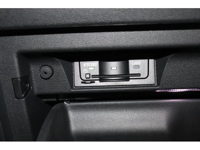 ゴルフ ｅＴＳＩ　Ｒライン　ＶＷ　Ｇｏｌｆ　ｅＴＳＩ　Ｒ－Ｌｉｎｅ　認定中古車　ＩＱヘッドライト　バックモニター　シートヒーター　ステアリングヒーター（31枚目）