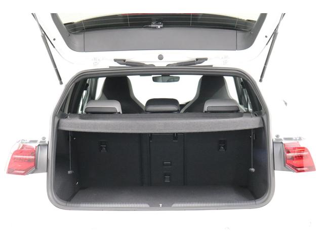 ゴルフ ｅＴＳＩ　Ｒライン　ＶＷ　Ｇｏｌｆ　ｅＴＳＩ　Ｒ－Ｌｉｎｅ　認定中古車　ＩＱヘッドライト　バックモニター　シートヒーター　ステアリングヒーター（32枚目）