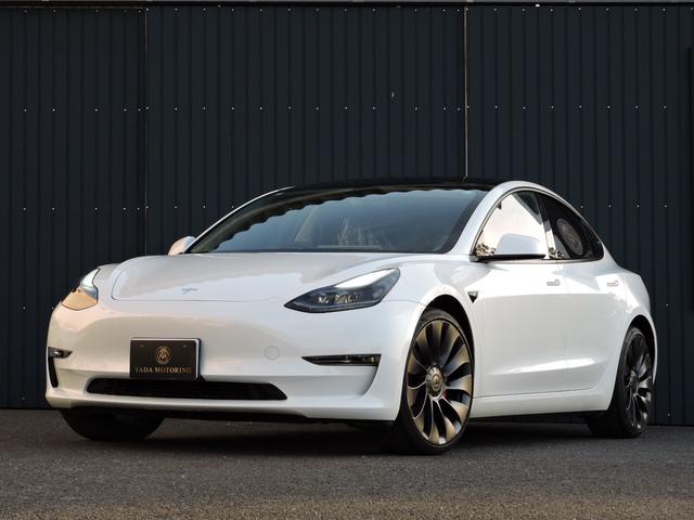 モデル3 デュアルモーターAWD パフォーマンス オートパイロット パノラマルーフ LEDヘッドライト リア3面スモークフィルム ワンオーナー(2枚目)
