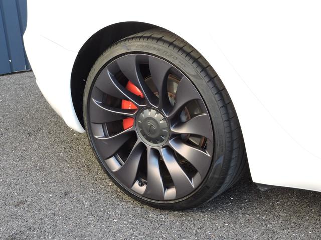 モデル3 デュアルモーターAWD パフォーマンス オートパイロット パノラマルーフ LEDヘッドライト リア3面スモークフィルム ワンオーナー(13枚目)