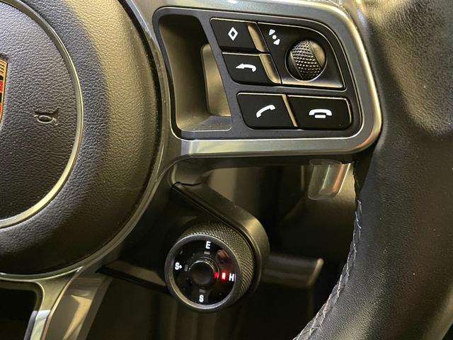 パナメーラ 4 E-ハイブリッド ディーラー点検車検履歴13回記録有・LEDマトリクスヘッド・コンフォートアクセス・14WAY電動メモリシート・シートヒータ・スポーツクロノ・19パナメーラSホイール・レーンチェンジ・プライバシーガラス(43枚目)