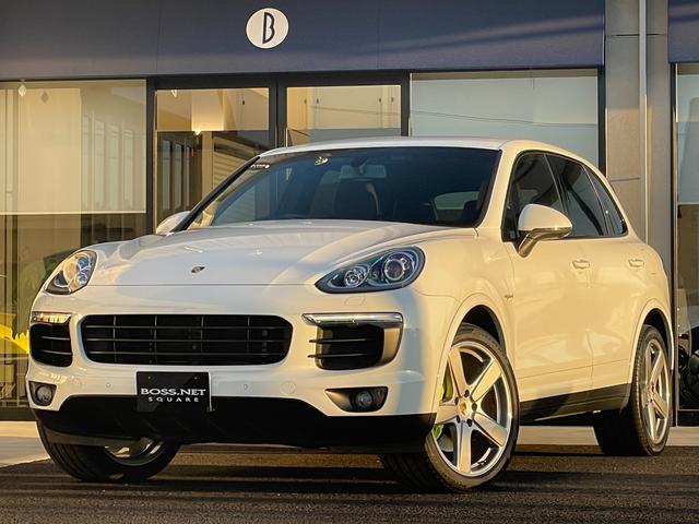 ★プラチナエデイション入庫です！★プラチナＥＤの特別装備に加え２１インチクラシックホイール装着★素晴らしいコンデイション、内外装とも年式以上大変綺麗です★プラチナお探しの方狙い目！是非ご検討下さい。