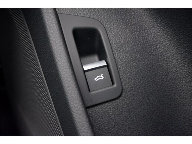 ５５ＴＦＳＩクワトロ　Ｓライン　プレミアムＰＫＧ／禁煙車／ＡＣＣ／衝突軽減Ｂ／ＡｐｐｌｅＣａｒＰｌａｙ／ＡｎｄｒｏｉｄＡｕｔｏ／ハーフ革Ｓ／ナビＴＶ／Ｆ＆Ｓ＆Ｂ＆３６０度カメラ／Ｐシート／シートＨ／Ｐゲート／ＬＥＤヘッドライト(59枚目)