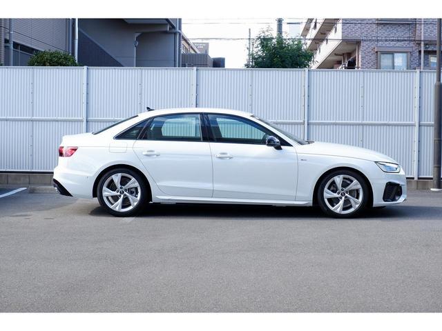 Ａ４ ３５ＴＤＩ　Ｓライン　ブラックＡｕｄｉ　ｒｉｎｇｓ＆ブラックスタイリングパッケージ　Ｓ　ｌｉｎｅ　ｐｌｕｓパッケージ　バーチャルコックピット　サラウンドビューカメラ　電動シート　シートヒーター　禁煙車（11枚目）