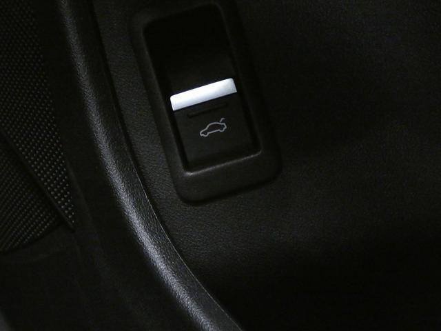 Ｑ４ ｅ－トロン ４０ｅ－トロン　Ｓ－Ｌｉｎｅパッケージ　Ｓ－Ｌｉｎｅインテリアプラスパッケージ　補助エアコン　デジタルライトシグネチャー　レザーシート　シートヒーター　サラウンドビューカメラ　アダプティブクルーズコントロール（31枚目）