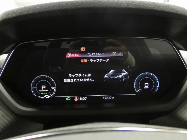 RS e-トロンGT ベースグレード 5スポークコンケーブモジュールブラック21インチアルミ ブラックAudiリングス&ブラックスタイリングパッケージ タングステンカーバイトコーティングブレーキ RSデザインパッケージレッド(24枚目)
