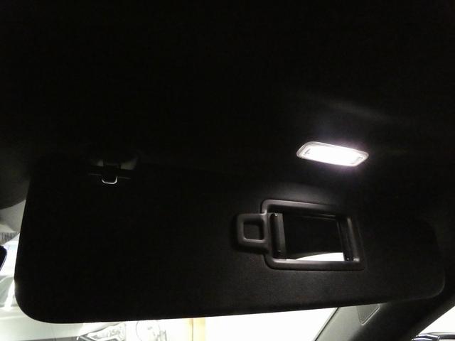 RS e-トロンGT ベースグレード 5スポークコンケーブモジュールブラック21インチアルミ ブラックAudiリングス&ブラックスタイリングパッケージ タングステンカーバイトコーティングブレーキ RSデザインパッケージレッド(37枚目)