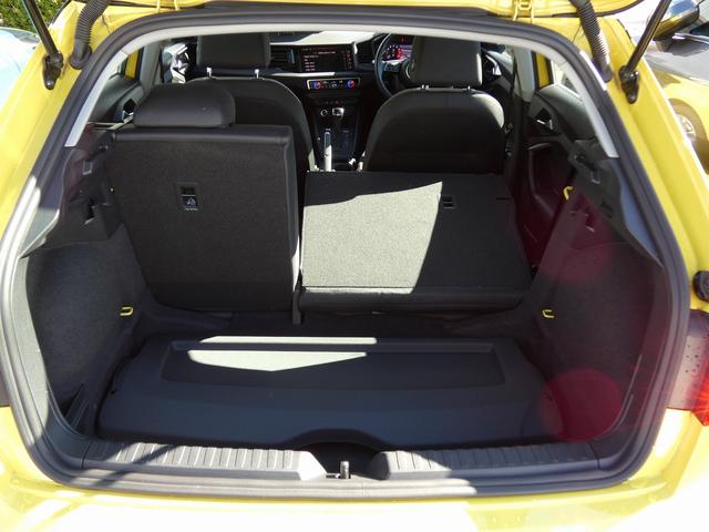 Ａ１スポーツバック ２５ＴＦＳＩ　コントラストルーフ　ＬＥＤパッケージ　アシスタンスパッケージ　コンビニエンスパッケージ　ナビゲーションパッケージ　リアビューカメラ　コーナーセンサー　フロントシートヒーター　バーチャルコックピット（48枚目）