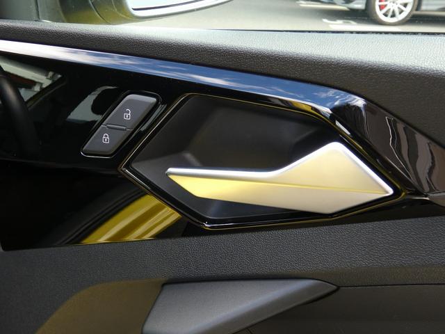 Ａ１スポーツバック ２５ＴＦＳＩ　コントラストルーフ　ＬＥＤパッケージ　アシスタンスパッケージ　コンビニエンスパッケージ　ナビゲーションパッケージ　リアビューカメラ　コーナーセンサー　フロントシートヒーター　バーチャルコックピット（56枚目）