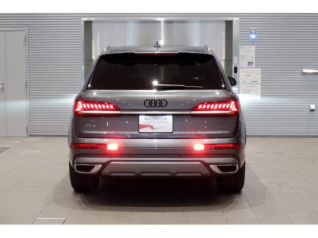 Q7 55TFSIクワトロ Sライン プレミアムパッケージ Bang&Olufsen3Dサウンドシステム HDマトリクスLEDヘッドライトAudiレーザーライト アダプティブクルーズコントロール 3列シート アダプティブエアサスペンション(6枚目)