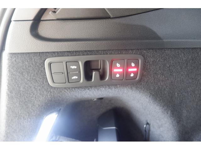 Q7 55TFSIクワトロ Sライン プレミアムパッケージ Bang&Olufsen3Dサウンドシステム HDマトリクスLEDヘッドライトAudiレーザーライト アダプティブクルーズコントロール 3列シート アダプティブエアサスペンション(55枚目)