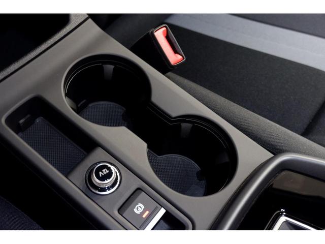 �������͖��邭�Ǝ˂��܂��B