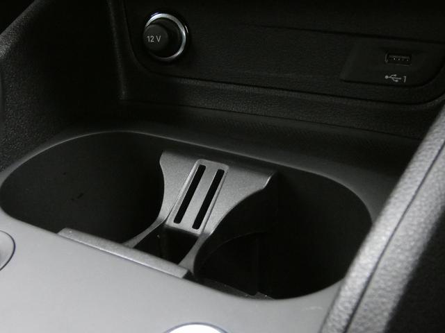 Ｑ２ ３５ＴＤＩアドバンスド　Ｂｌｕｅｔｏｏｔｈ　イモビライザー　衝突軽減ブレーキ　ＬＥＤヘッド　クリアランスソナー　ＡＢＳ　スマートキー　２．０ＥＴＣ　キーレスエントリー　バックモニター　ＵＳＢポート（29枚目）