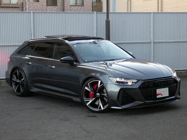 ＲＳ６アバント パフォーマンス ベースグレード　ブラックＡｕｄｉｒｉｎｇｓ＆カーボングロスブラックスタイリングパッケージ　Ｂａｎｇ＆Ｏｌｕｆｓｅｎ３Ｄアドバンストサウンドシステム　ＲＳスポーツエキゾーストシステム　ブレーキキャリパーレッド　エアサス（3枚目）