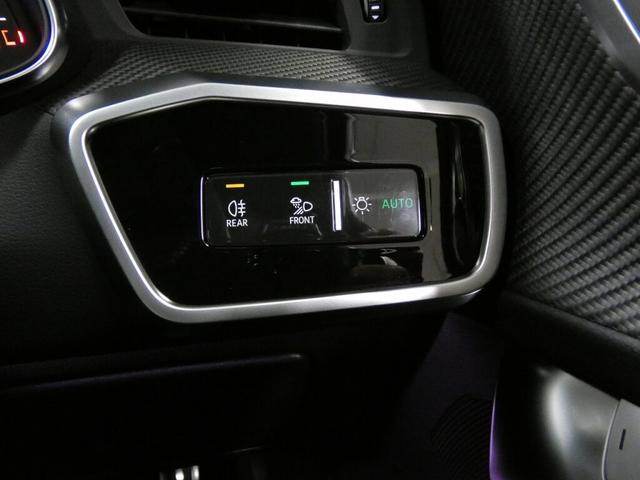 ＲＳ６アバント パフォーマンス ベースグレード　ブラックＡｕｄｉｒｉｎｇｓ＆カーボングロスブラックスタイリングパッケージ　Ｂａｎｇ＆Ｏｌｕｆｓｅｎ３Ｄアドバンストサウンドシステム　ＲＳスポーツエキゾーストシステム　ブレーキキャリパーレッド　エアサス（17枚目）