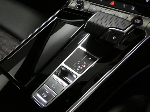 ＲＳ６アバント パフォーマンス ベースグレード　ブラックＡｕｄｉｒｉｎｇｓ＆カーボングロスブラックスタイリングパッケージ　Ｂａｎｇ＆Ｏｌｕｆｓｅｎ３Ｄアドバンストサウンドシステム　ＲＳスポーツエキゾーストシステム　ブレーキキャリパーレッド　エアサス（44枚目）