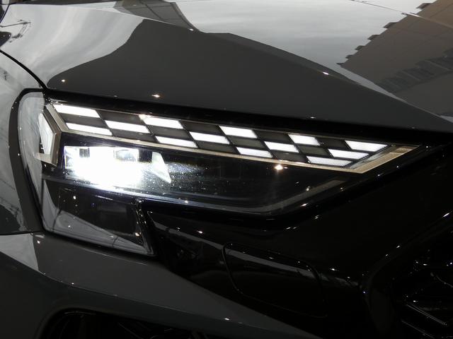 ＲＳ３ ベースグレード　４ＷＤ　ＲＳダンピングコントロールサスペンション　ＲＳスポーツエキゾーストシステム　ＲＳデザインパッケージレッド　エクステリアミラーハウジングカーボン　ＳＯＮＯＳ３Ｄサウンドシステム（59枚目）