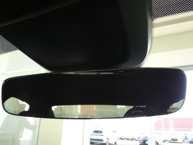 �ԗ��ɋ����Ռ����󂯃G�A�o�b�O��V�[�g�x���g�̊�����������悤�Ȏ��̔������́A�󋵂ɂ�莩���łr�n�r�R�[���𔭐M�B�������ʒu�f�[�^����юԗ���Ԃ𑗐M������G�}�[�W�F���V�[�R�[���T�[�r�X�ł��B