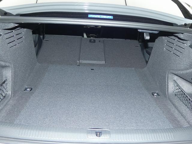 �����V�[�g��O���ɓ|���Α�e�ʂ̃��Q�b�W�X�y�[�X�ւƐ���ς�܂��B