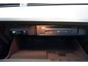 グローブBOX内部にはETC車載器とCDやSDカード挿入口があります。