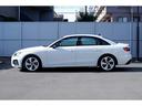 Ａ４ ３５ＴＤＩ　Ｓライン　ブラックＡｕｄｉ　ｒｉｎｇｓ＆ブラックスタイリングパッケージ　Ｓ　ｌｉｎｅ　ｐｌｕｓパッケージ　バーチャルコックピット　サラウンドビューカメラ　電動シート　シートヒーター　禁煙車（7枚目）