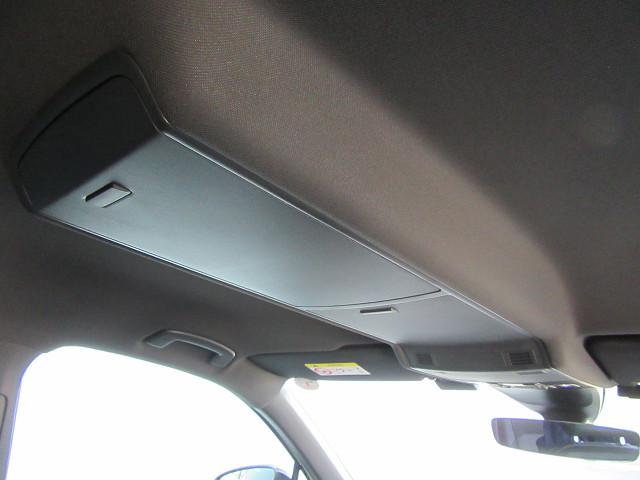 ティグアン ＴＳＩ　Ｒライン　ブラックスタイル　ワンオーナー　禁煙車　特別仕様車ブラックスタイル　ＬＥＤヘッドライト　ＴＶチューナー　液晶メーター　ＣＤ、ＤＶＤ対応　純正ナビゲーション（35枚目）