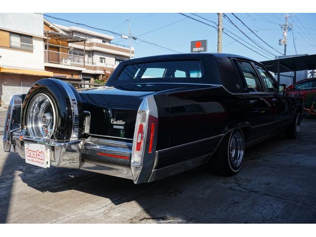 キャデラックフリートウッド ブロアム 8ナンバー放送宣伝車 トリプルブラック ハイドロ2P4B(8Bラック)セミレインフォース ダブルクッション 13インチワイヤーホイール クラシックグリル コンチキット(10枚目)