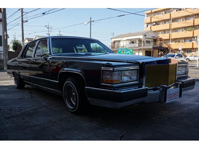 キャデラックフリートウッド ブロアム 8ナンバー放送宣伝車 トリプルブラック ハイドロ2P4B(8Bラック)セミレインフォース ダブルクッション 13インチワイヤーホイール クラシックグリル コンチキット(11枚目)