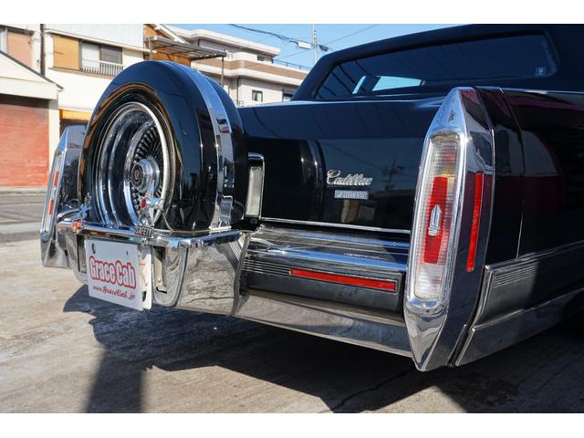 キャデラックフリートウッド ブロアム 8ナンバー放送宣伝車 トリプルブラック ハイドロ2P4B(8Bラック)セミレインフォース ダブルクッション 13インチワイヤーホイール クラシックグリル コンチキット(13枚目)