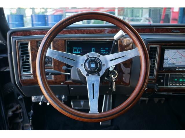 キャデラックフリートウッド ブロアム 8ナンバー放送宣伝車 トリプルブラック ハイドロ2P4B(8Bラック)セミレインフォース ダブルクッション 13インチワイヤーホイール クラシックグリル コンチキット(25枚目)